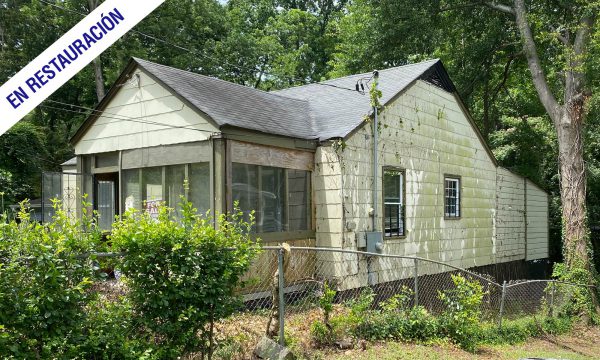 Bayona Realty Investment, Propiedad restaurada y vendida en 3105 Jones Street, Eastpoint, Georgia